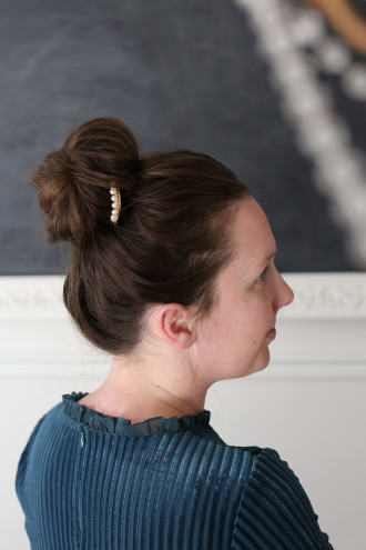 Hair Tutorial: Easy Ballerina Bun