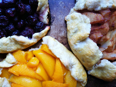 Preview image for article: Sweet Summer Galettes