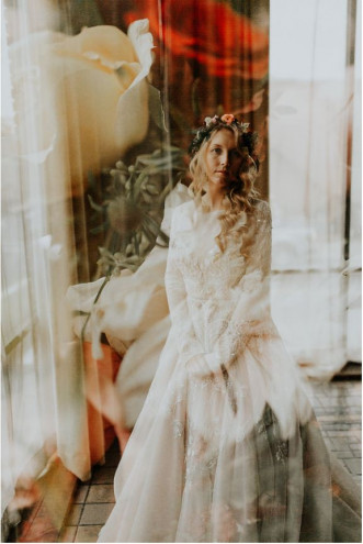 Preview image for article: A Fuller Life II :: Bridal Photos