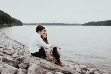 Preview image for article: Jessica + Jake: An Indiana Engagement