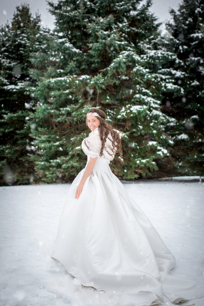 Kara's lovely bridal portraits on @ShesIntentional, the official @DaintyJewells Blog. What a lovely #modest wedding!