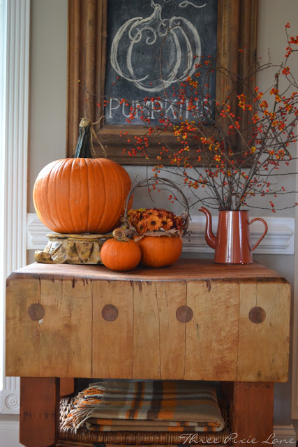 natural pumpkin decor