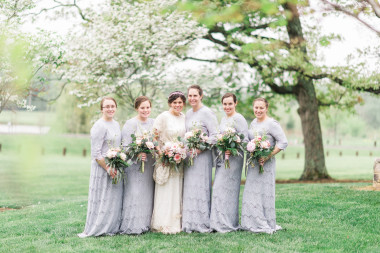 Preview image for article: Courtney’s Gorgeous Vintage-Era-Inspired Wedding