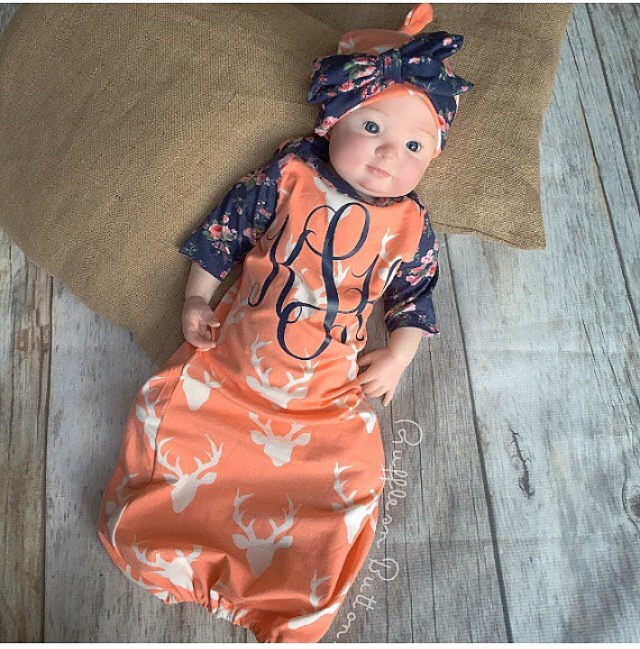 Ruffles and Buttons 7