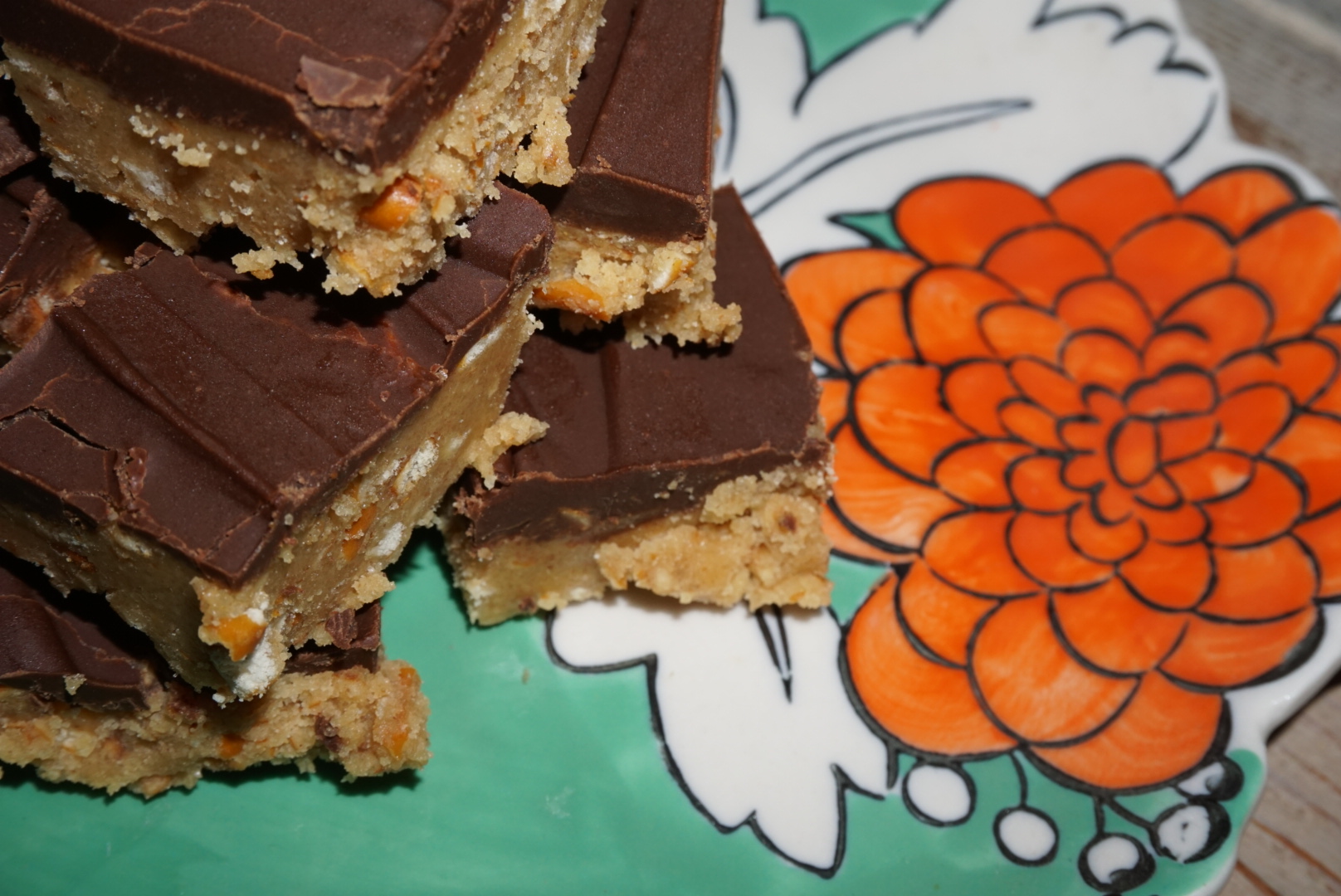Chocolate Peanut Butter Bars | Recipe on She's Intentional