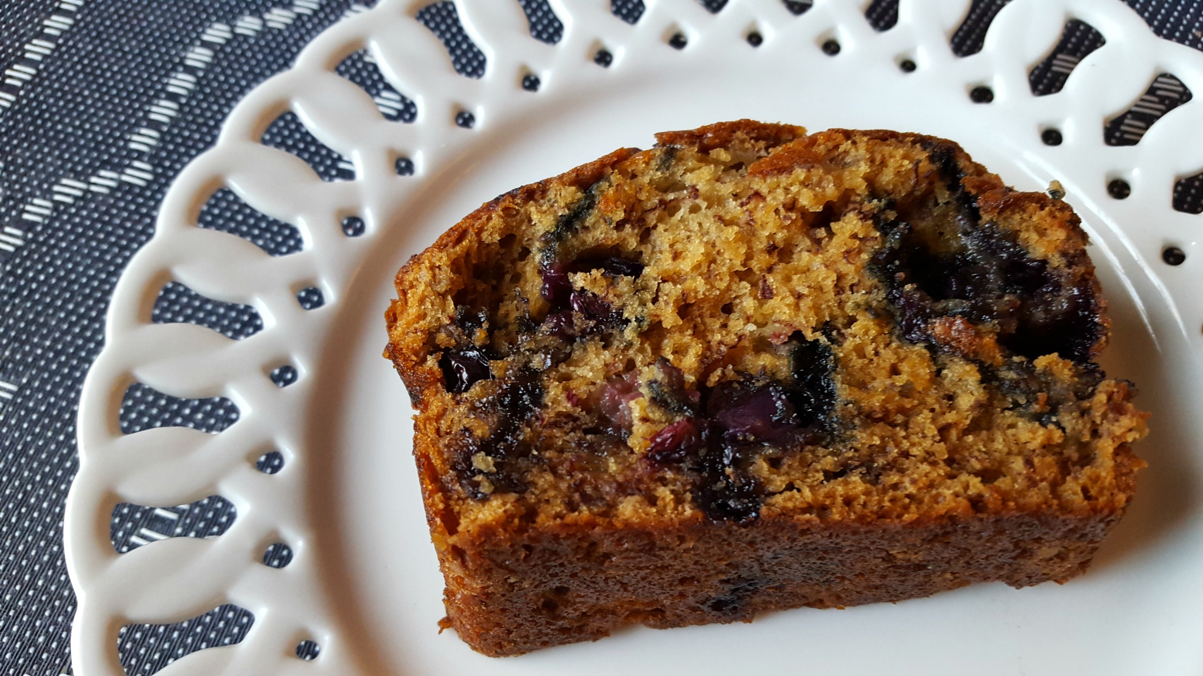 blueberry banana bread