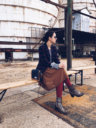 Preview image for article: Pleats & Plaid: Pairing Perfection