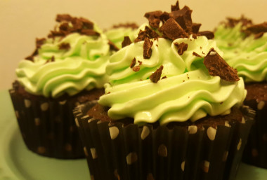 Preview image for article: Chocolate Mint Cupcakes