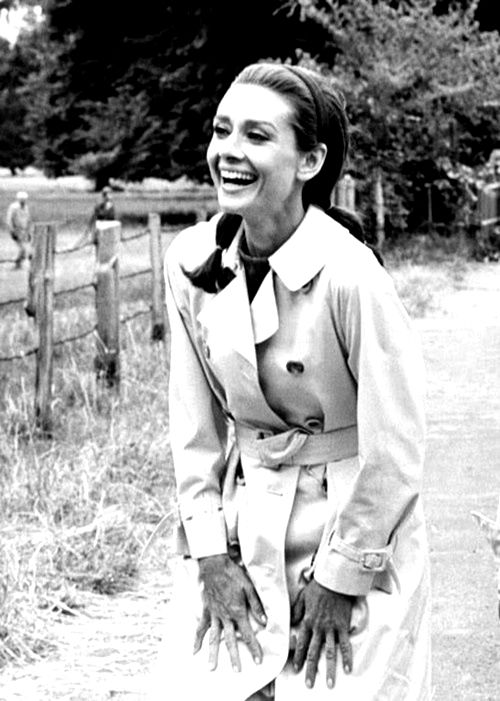 5 Vintage Trends to Incorporate Into Your Wardrobe | She's Intentional: The Dainty Jewell's Blog