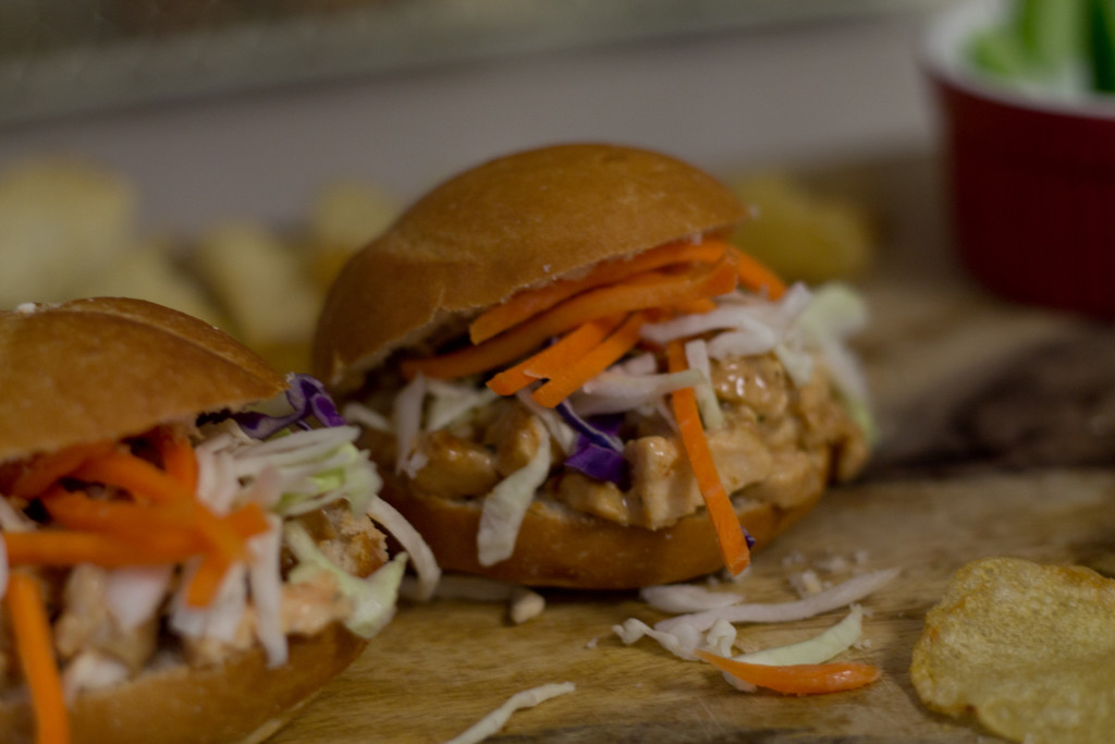 Buffalo Chicken Sliders | Quick-Fix Dinner | She's Intentional: The Dainty Jewell's Blog
