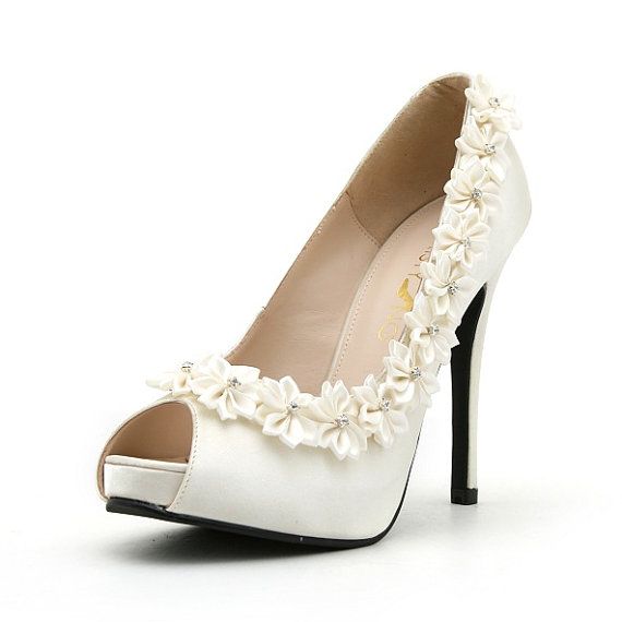 white-wedding-shoes