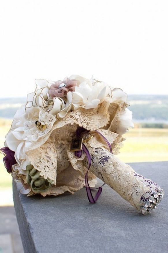 lace-wedding-bouquet