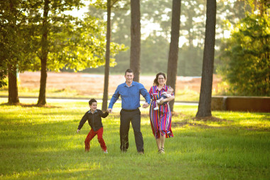 Preview image for article: Family Memories + New Traditions