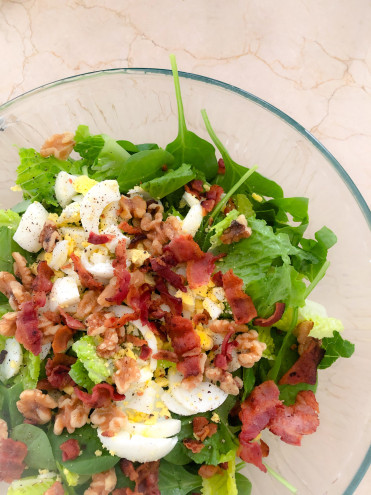 Preview image for article: Summer Bacon Vinaigrette Salad