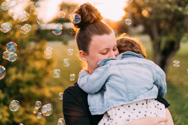 Preview image for article: Held