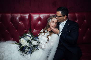 Preview image for article: The Dunn Wedding: A Step Back In Time With A Restored 1920’s Hotel Venue