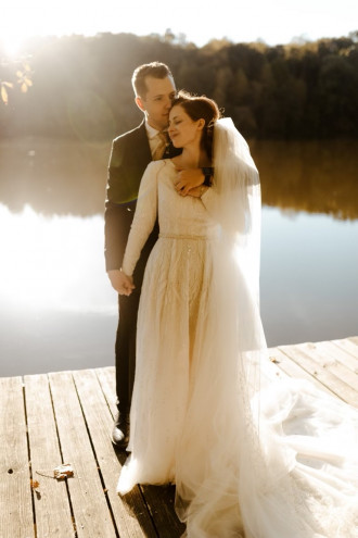 Preview image for article: Jordan & Christyana's Timeless Fairytale Wedding Day