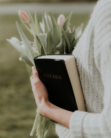 Preview image for article: Praying Scripture over Your Senses