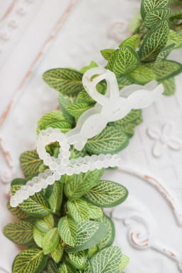 A NEW DAY HAIR CLIPS (2 STYLES)