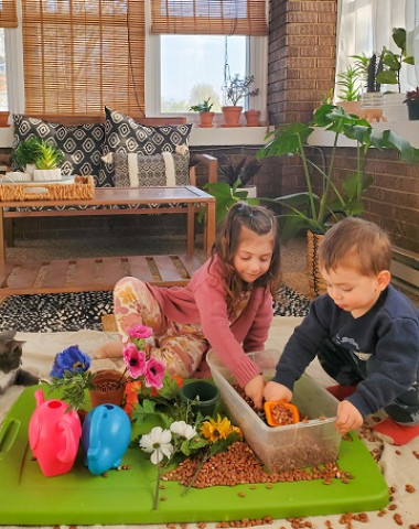 Preview image for article: DIY: Potting Play Station for Kids