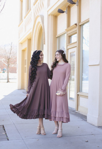 Preview image for article: No Layering Required Dresses: The Perfect Outfit for Any Occasion