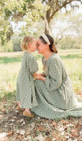 Dainty Jewells' Ambassadors: Style