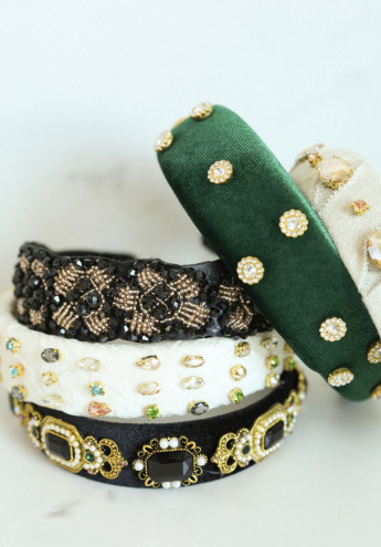 Preview image for article: Winter Hair Accessories