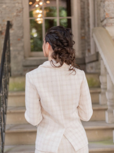 Preview image for article: Long Hair Tutorials: From Simple to Sophisticated