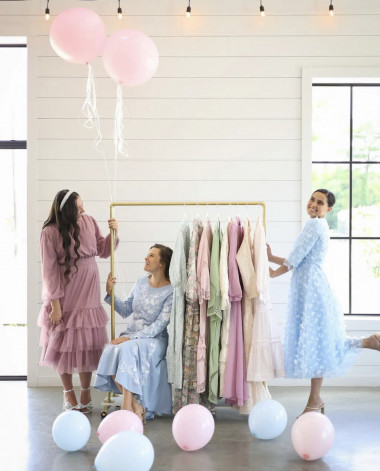 Preview image for article: 2024 Modest Fashion Trends: Embrace Your Style with Confidence