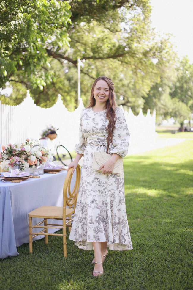 The Most Flattering & Feminine Dresses for Spring and Easter