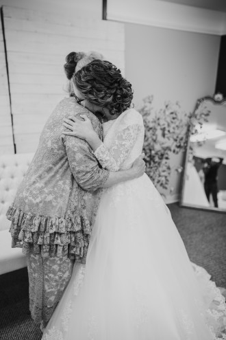 Preview image for article: The Joys and Lessons of Motherhood: an Interview with Faye Burton