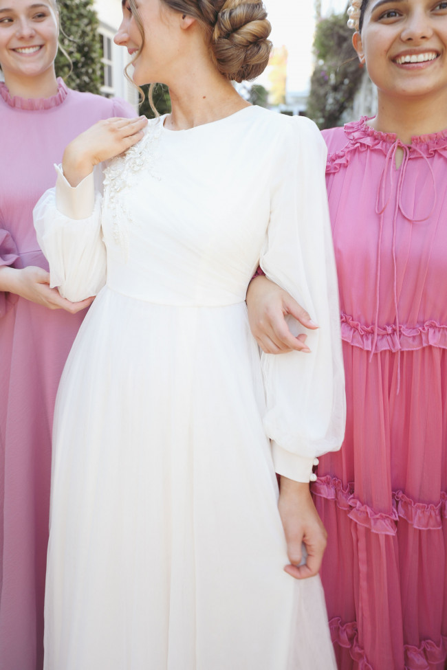 Modest blush pink bridesmaid dresses best sale