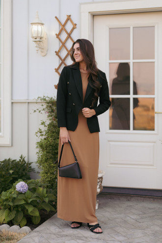 Preview image for article: Modest Back-to-School Teacher Styles: A Guide to Professional and Comfortable Attire