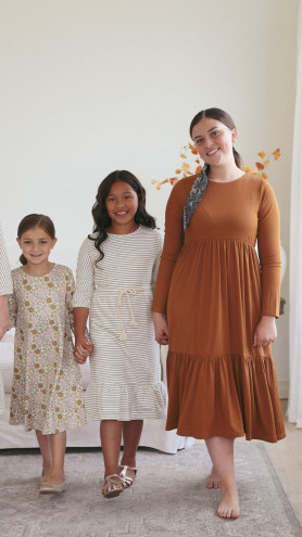 Preview image for article: Modest Thanksgiving Day Outfit Ideas