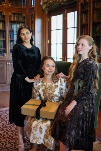 Preview image for article: Holiday Gift Guide for Her