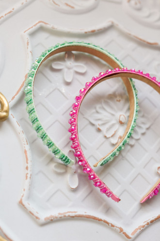 Preview image for article: Spring into Style: Hair Accessories for a Fresh Look