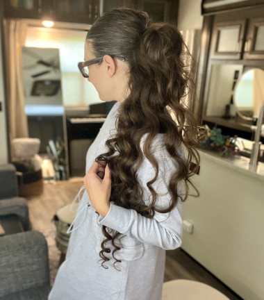 Preview image for article: Voluminous Ponytail for Long Hair