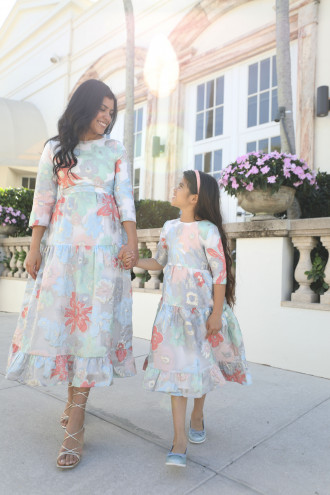 Preview image for article: Celebrating Mom with Grace: Beautifully Modest Dresses for Mother's Day