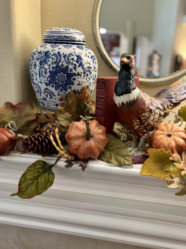 Preview image for article: Antique and Cottage-core Decor Inspo for Fall