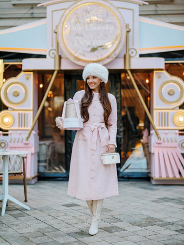 Preview image for article: Modest Winter Dresses with Larisa Costea