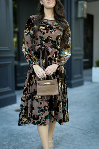 Preview image for article: 7 Days of Modest Winter Outfits