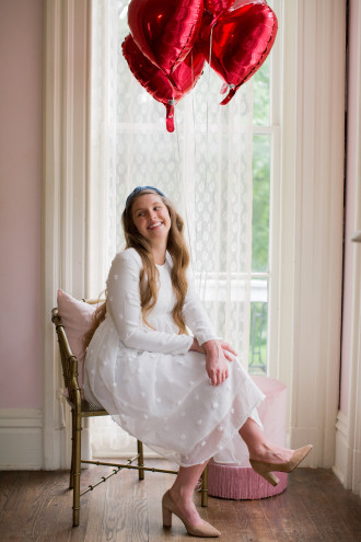 Preview image for article: Modest Outfits for Galentine’s Day: Cute, Comfortable & Covered