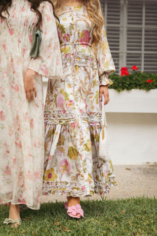 La Vie En Bloom - A First Look at Spring