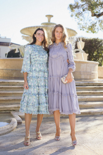 Preview image for article: Pastels in Modest Fashion: 10 Soft Looks for Spring