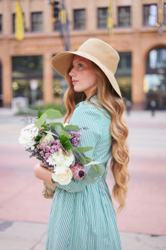 FEMININE & FABULOUS