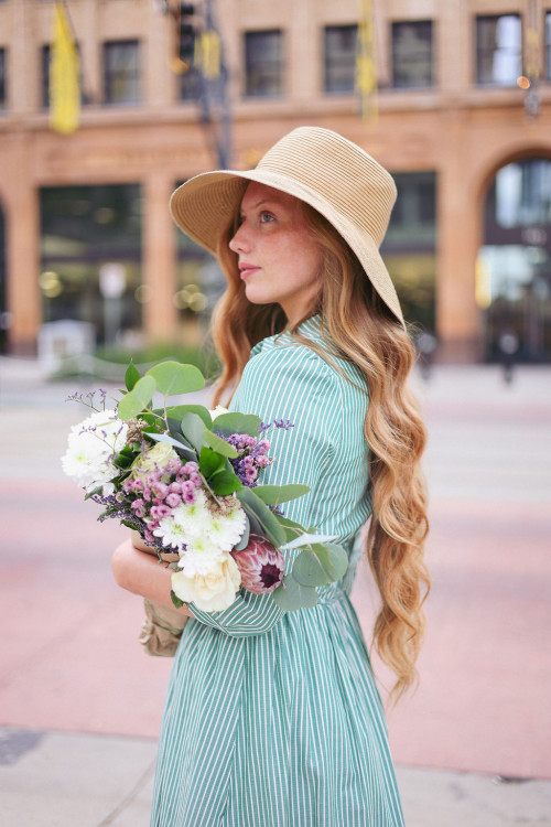 FEMININE & FABULOUS