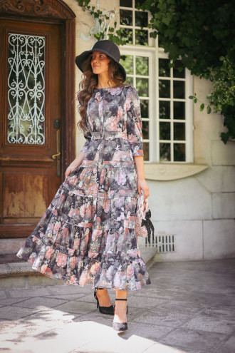 Modest Dresses for Romantic Fall and Winter Events
